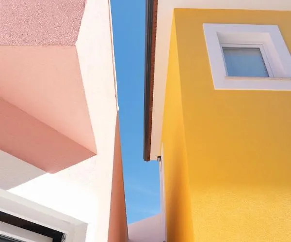 Canary's Apartment *